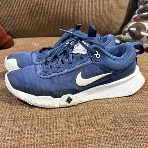 Nike EUC Navy and White Turf Athletic Shoes